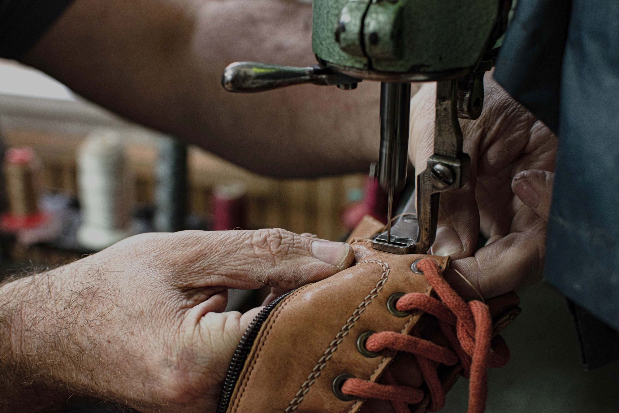 Der Prozess der Herstellung von Maßschuhen